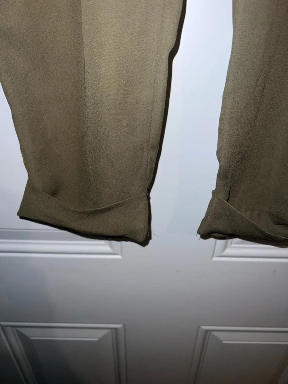 Alya Olive Drawstring Pleated Track Pants